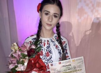 Caracaleanca – Andra Gabriela Sâiu locul II la Festivalul concurs de Folclor “Rozmarin în colţu’ mesii” de la Satu Mare