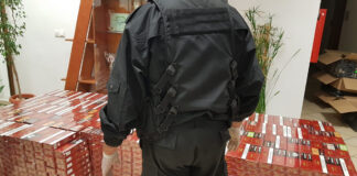 Contrabandiști prinși în flagrant delict în Slatina cu zeci de mii de pachete cu țigări