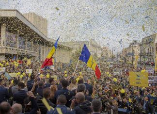 PNL și-a lansat candidații pentru alegerile europarlamentare, la Craiova