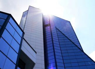 Toţi agenţii economici, cu excepţia întreprinderilor mici şi mijlocii, obligaţi să realizeze, o dată la patru ani, un audit energetic (proiect)