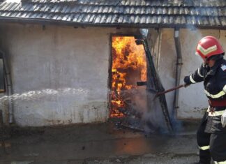 O locuință din Corabia a ars în urma unui scurtcircuit electric