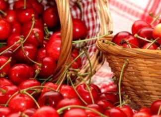 Nu mai arunca cozile de la cireșe! Motivul este uimitor