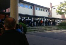 Cozi imense în diaspora pentru a vota