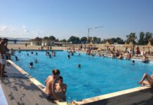 Liber la bălăceală și la bronzat. Bazinul de înot şi Plaja Olt din Slatina, deschise de Rusalii