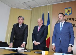 Prefectul şi subprefectul de Olt, demişi