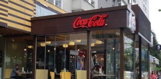 Primarul Emil Moț a decis DEMOLAREA TERASEI de la Cinema Slatina