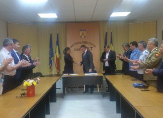ÎN GRABĂ ȘI FĂRĂ A INVITA PRESA, ANGELA NICOLAE A FOST INVESTITA ÎN FUNCȚIA DE PREFECT!