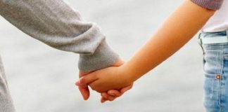 Minore plecate dintr-un centru de plasament din Sibiu, găsite de polițiștii din Olt