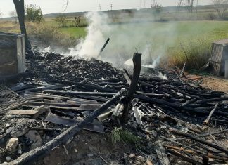 Incendiu în comuna Curtișoara