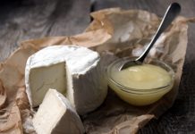 TESTUL BRÂNZEI! Cum DEOSEBIM brânza adevărată de cea CONTRAFĂCUTĂ