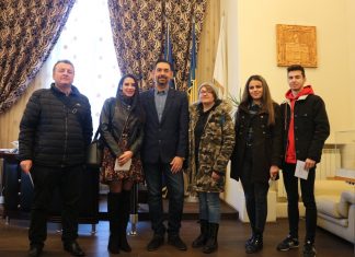 Câștigătorii concursului „Acasă de sărbători”, premiați de Moț