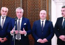 ALDE a ajuns la un pas de disoluţie. Plecări în masă la PNL