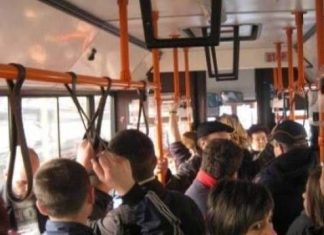 SLATINA: Transportul oamenilor la uzine, BOMBĂ CU… CEAS!