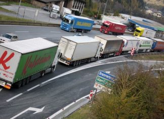 Afacerile celor mai puternici transportatori rutieri de mărfuri din Olt. Vezi care sunt aceștia