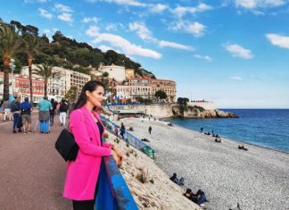 Povestea de succes a unei tinere din Scornicești, stewardesă la o companie din Doha