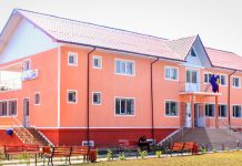 Primarul din Grădinari este convins că micuțul are doar o răceală