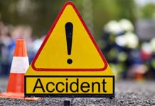 ACCIDENT. A pierdut controlul și a intrat într-un copac