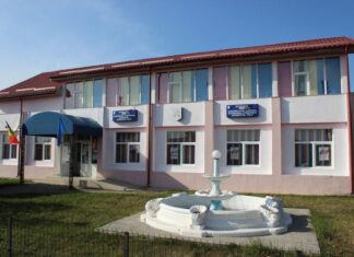 Primarul de la Poboru este supărat că unii localnici fură apă din conductă