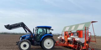 Fermierii olteni își primesc subvenția la motorină