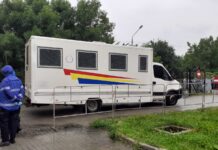 VIDEO/FOTO. Dincă, la Tribunalul Olt. Familiile celor două fete contestă vânzarea mașinilor