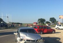 O fetiță de nouă luni a murit într-un accident, la Bobicești