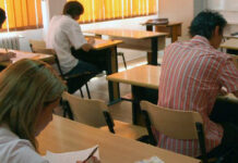 DEFINITIVAT. 78 de profesori olteni, examen de patru ore