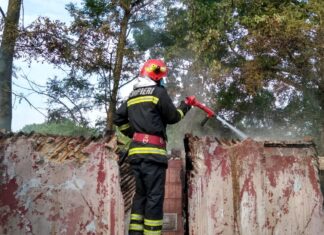 Incendiu în comuna Crâmpoia