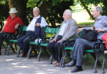 Surprinzător. Câți salariați și câți pensionari are Oltul