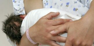 Zeci de minore din Olt primesc indemnizație de creștere a copilului. Vezi localitățile de unde sunt minorele cu copii