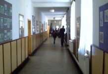 UN LICEU DIN SLATINA FACE ANGAJĂRI: PATRU POSTURI SCOASE LA CONCURS