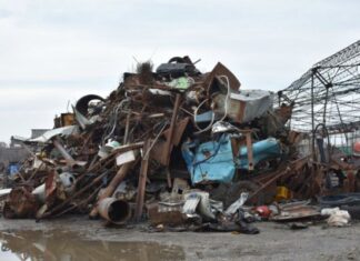 Statul a vândut fierul vechi din curtea lui Gheorghe Dincă