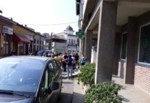 FOTO. Cozi, la cabinetele medicilor de familie pentru avizele elevilor. Ce spune șeful ISJ Olt