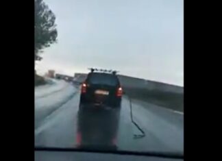 Un șofer din Olt a plecat după el cu furtunul de la benzinărie