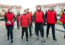 Siminica Mirea, Marius Iancu și Emil Moț, în cartierul Eugen Ionescu