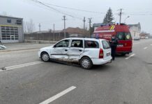 Slatina: accident, două mașini implicate