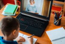 Zi liberă pentru profesori și elevi