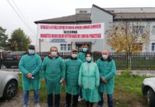 Medicii veterinari din județ, protest în fața DSVSA Olt