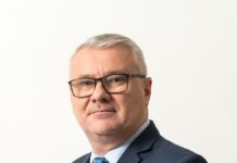 Gigel Știrbu: ”Parlamentarii cu vădite ieșiri nervoase, în ședințele Parlamentului, să fie supuși unor controale psihiatrice”