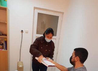 Elevii din Ianca au intrat în posesia tabletelor