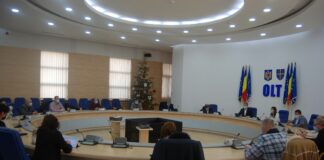 PROIECTE IMPORTANTE PENTRU OLTENI, VOTATE ÎN ŞEDINŢĂ EXTRAORDINARĂ. MESAJ LA FINAL DE AN DIN PARTEA PREȘEDINTELUI CJ OLT