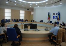 ȘEDINȚĂ EXTRAORDINARĂ LA CONSILIUL JUDEȚEAN OLT. PROIECTE IMPORTANTE PENTRU COMUNITĂȚILE LOCALE