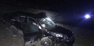 ACCIDENT GRAV, ÎN OLT. AU CĂZUT CU AUTOTURISMUL DE PE UN POD DE LA APROAPE 8 METRI ÎNĂLȚIME