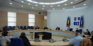 ȘEDINȚĂ EXTRAORDINARĂ LA CONSILIUL JUDEȚEAN OLT. PROIECTE IMPORTANTE PENTRU COMUNITĂȚILE LOCALE
