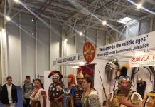 Parada costumelor antice și lupte cu gladiatori, la Festivalul de reconstituire antică, de la Dobrosloveni
