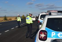 Polițiștii olteni au aplicat sute de amenzi, în week-end