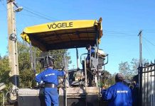 În Scornicești se asfaltează de zor