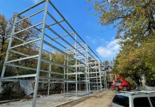 Prima parcare modulară din Slatina prinde contur