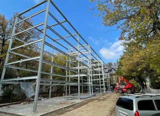 Prima parcare modulară din Slatina prinde contur