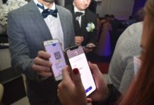 Deputații de Olt, asaltați cu sute de mesaje să nu voteze certificatul verde