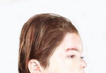 Primele imagini cu fetița găsită moartă pe câmp, lângă un cimitir